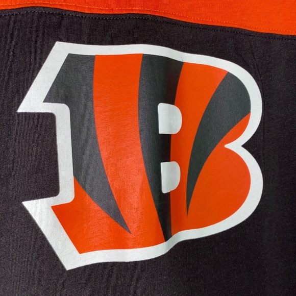 Women's CINCINNATI BENGALS Color Block V-Neck Tee B Logo SMALL - Picture 2 of 5